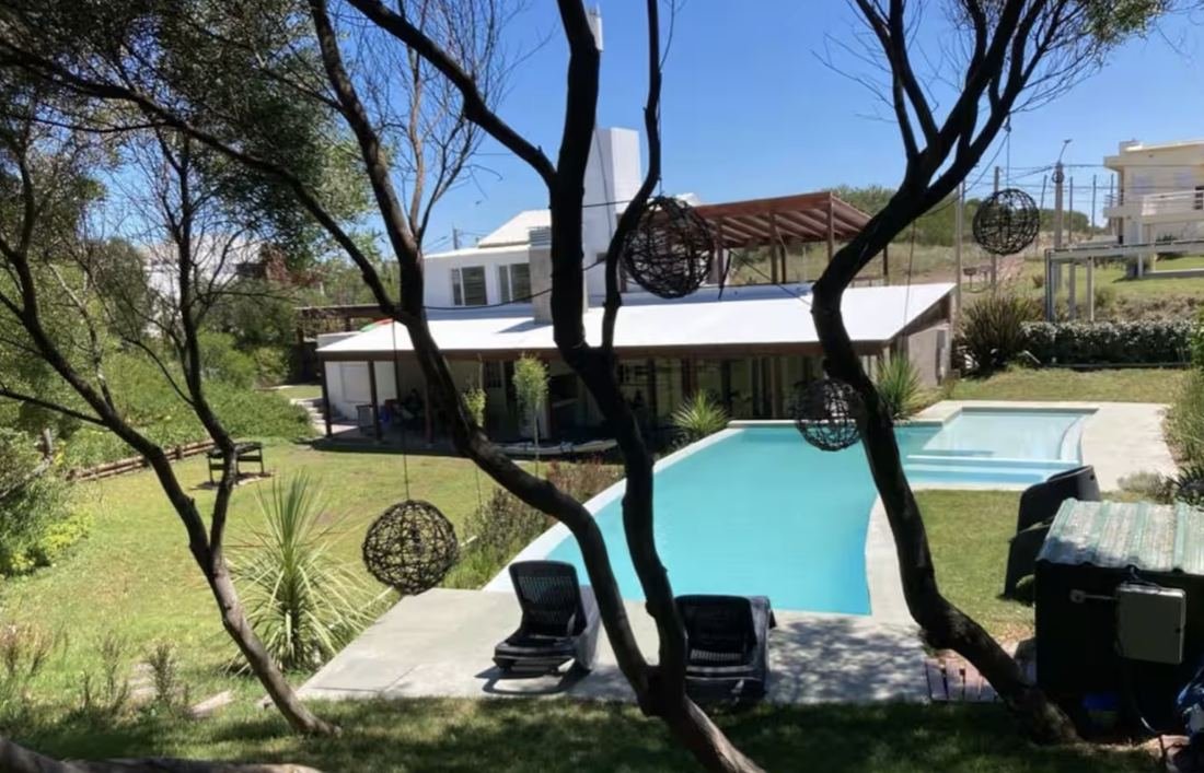 Piscina de desborde Horizonte 56